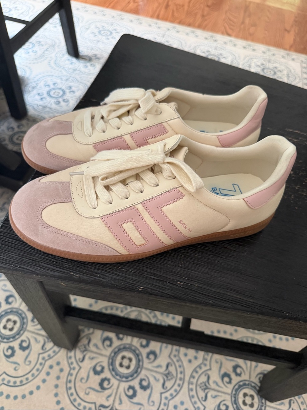 Back 70 Sneakers